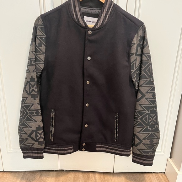 Men’s Highline Collective Graphic Varsity Jacket - Picture 2 of 4